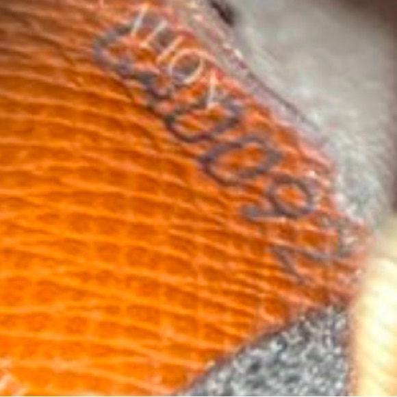 Louis Vuitton Monogram Pochette Cles Coin Case Key Case M62650 - Picture 7 of 8